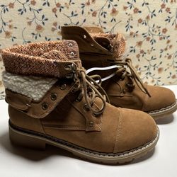 Women’s Brown Boots