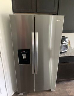 Refrigerator whirlpool