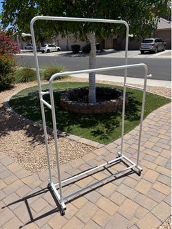 Clothes rack