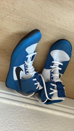 Wrestling shoes size 9 men