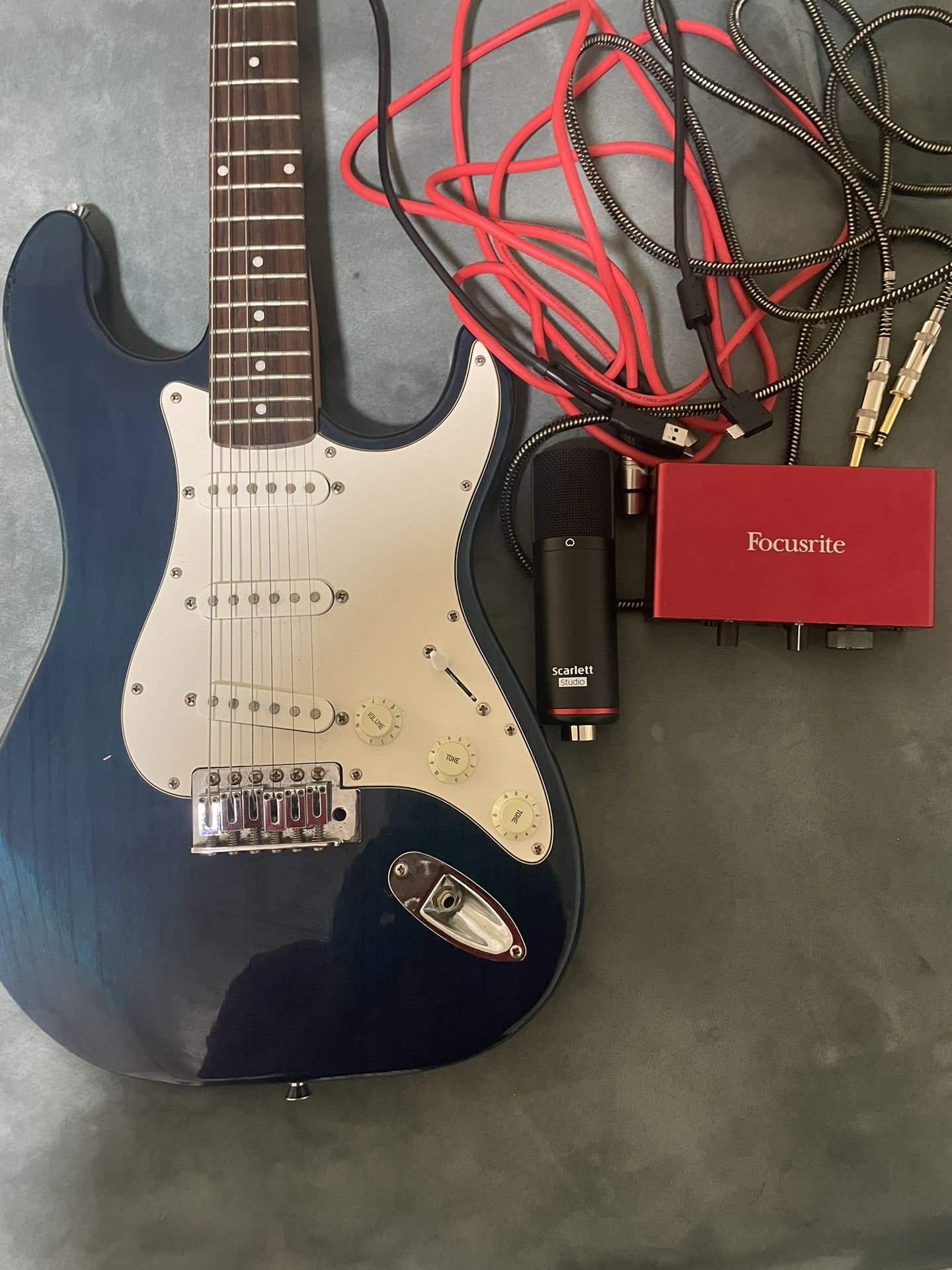 Guitar With Audio Interface