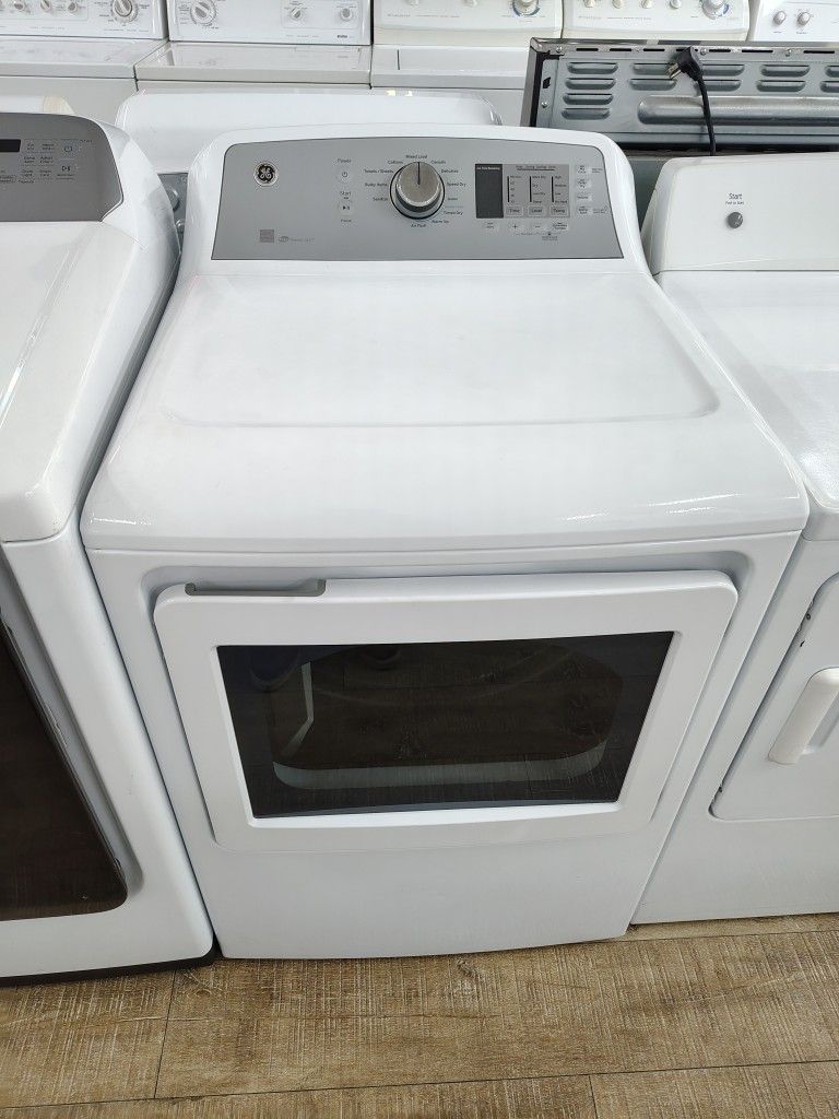 GE Gas Dryer Auto Sensing Dry Super Large Capacity In Excellent Working Condition