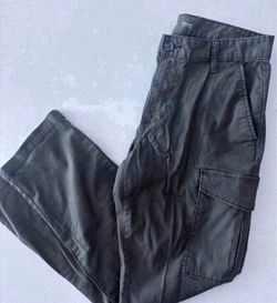 OLD NAVY MENS STRAIGHT BUILT-IN FLEX CARGO PANTS SIZE 34x32 GREEN