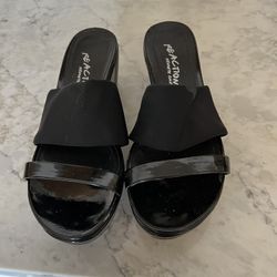 Reaction Shoes Size 6.5