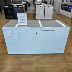 $699 (MSRP $1079)Garage Ready Chest Freezer With Second Level Rail