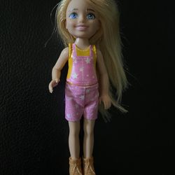 Barbie 2021-22 Mattel Doll It Takes Two Camping Fun Chelsea