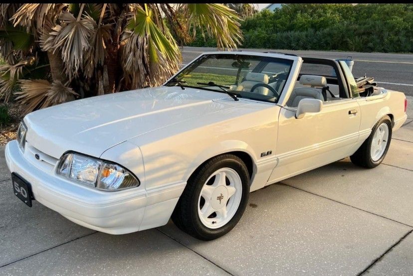 1993 Ford Mustang