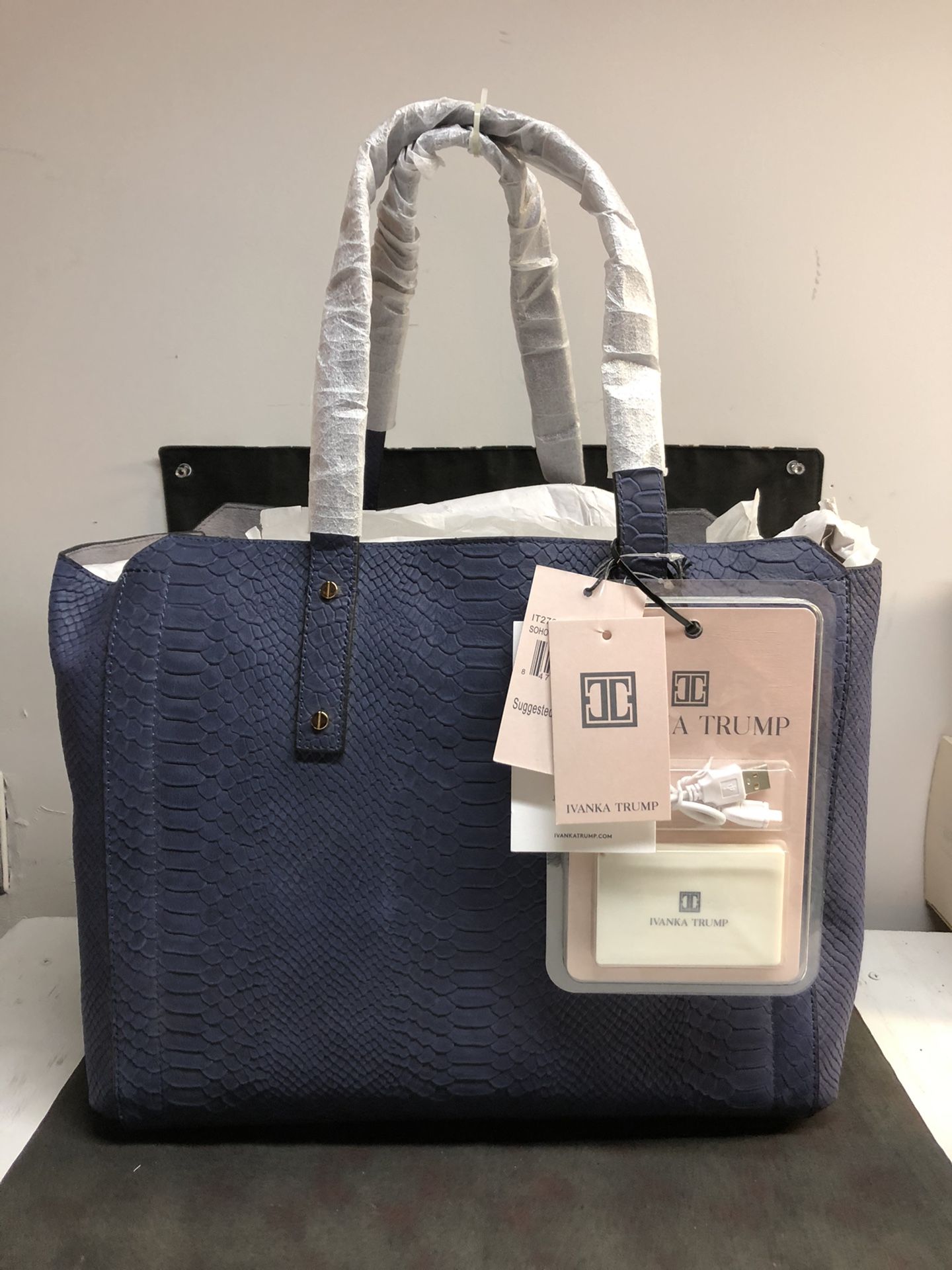 Ivanka Trump Soho Eclipse Tote bag Blue color Battery Charger BRAND NEW WITH TAGS