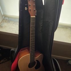 Acoustic Guitar + Case
