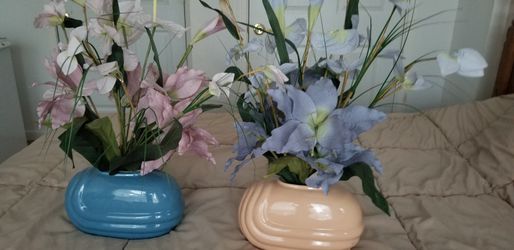 Brand new Beautiful silk flower's arrangement