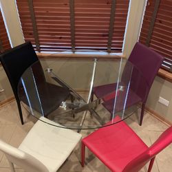 Round Glass Dining Table With Chairs