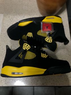 Yellow thunders ⚡️(SIZE 10)(Read below before Asking ⬇️)