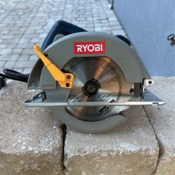 Ryobi Circular Saw CSB122 7.25” Blade