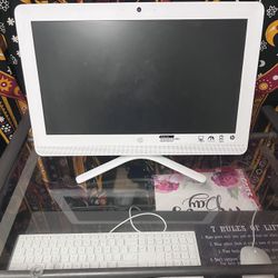 HP Computer With Desk
