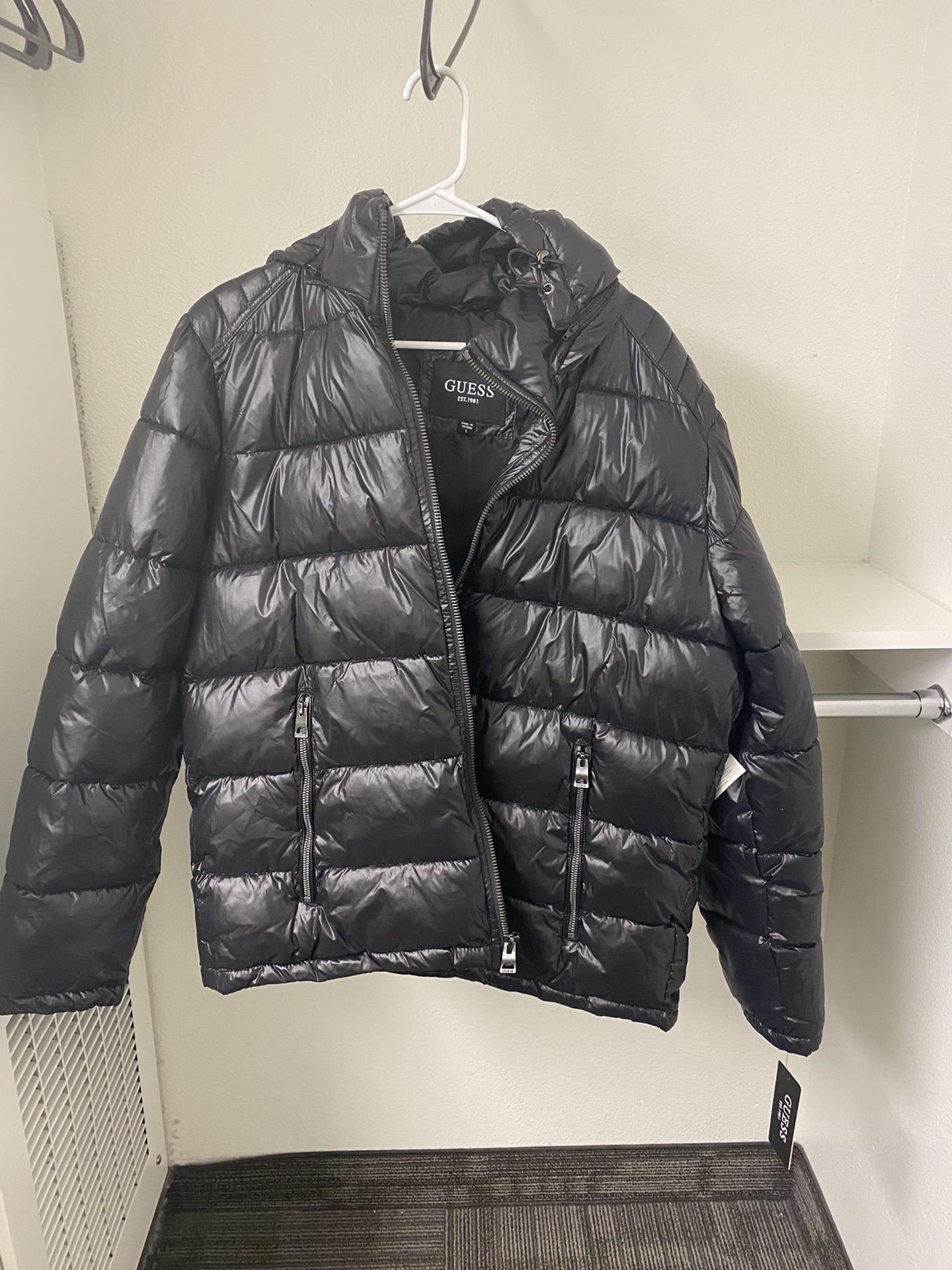Black Guess Puffer W/ Unzip Hoodie 