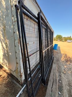 Black Steel Wire Mesh Fence Panels
