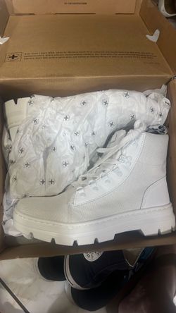 Dr martens size 9