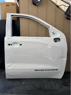 2020 2021 2022 2023 2024 2025 GMC SIERRA 1500 RIGHT FRONT DOOR OEM USED