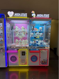 🌈 NEW 7 Color LED Claw Machine