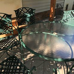 Glass Table With Metal Chairs