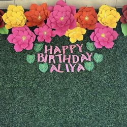 HAWAIIAN PAPER FLOWERS