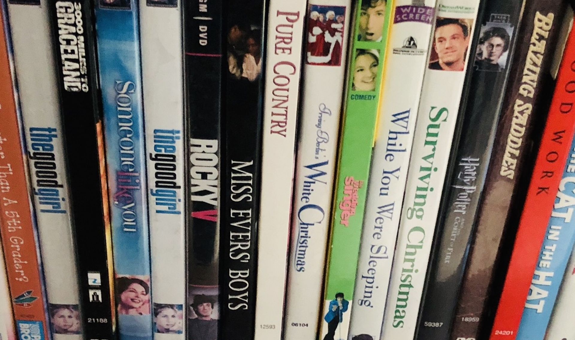 Over 400 Different DVD $2 Each Or Buy By Bulk