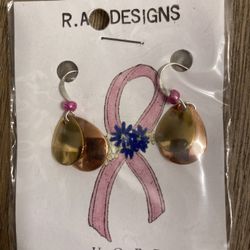 Earrings      - 2 For $6  -   3 For $10  -    4 For $14  Also Mix With Key Chains And Bracelets 