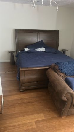 California King And Temperpedic Matress