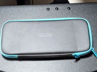 Nintendo Switch HORI Carrying Case – Blue Trim