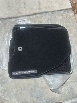 Ford Explorer  mats
