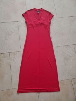 See 2 pix long red designer dress size XL