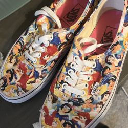 Vans Disney Edition 