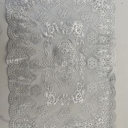 Vintage table mat Baroque style