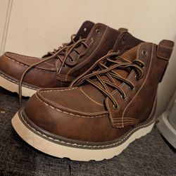 Fashion Men's Leather Boots Size 9