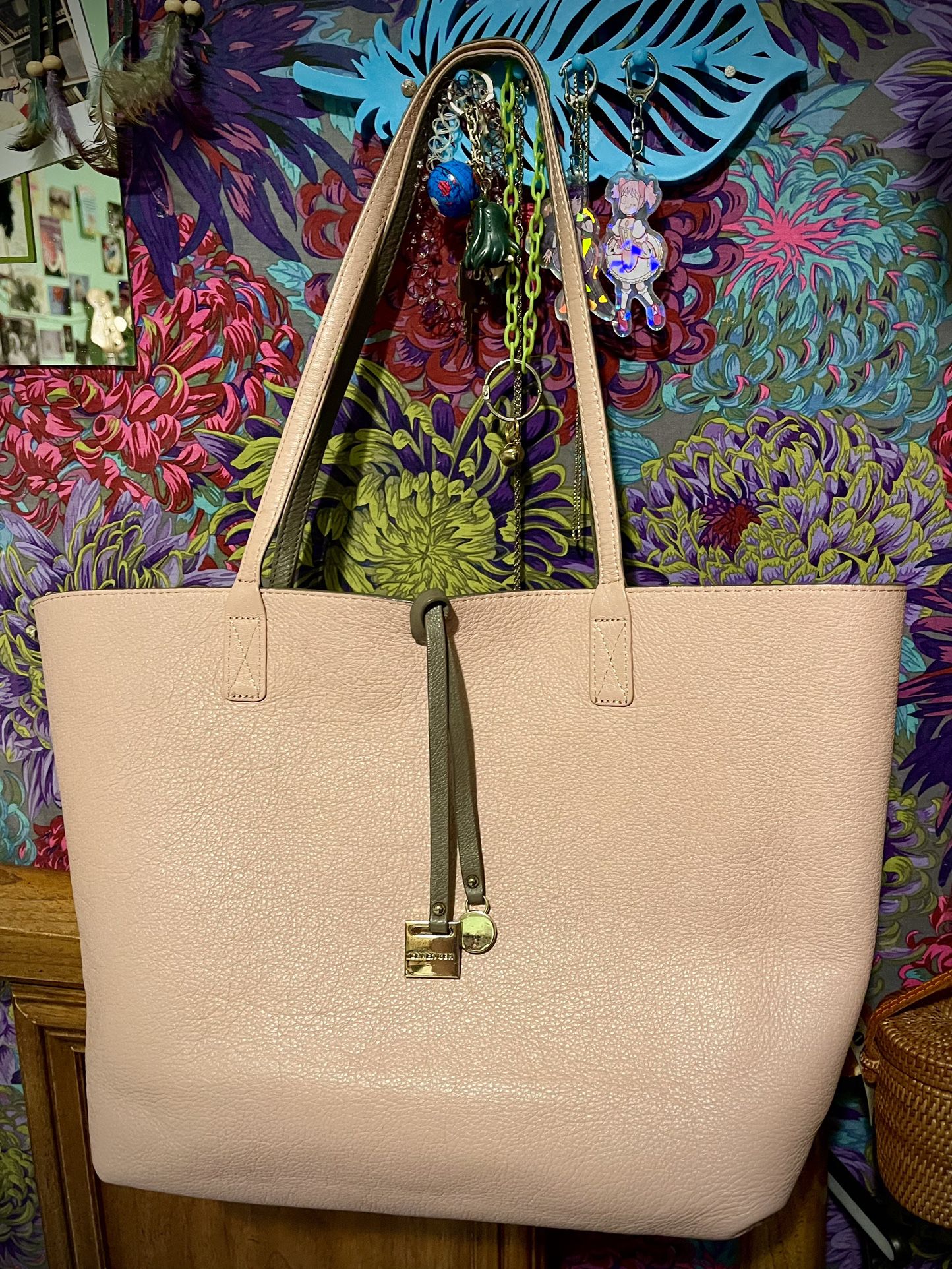 Reversible Pink/Gray Levenger Leather Tote Bag Women’s 