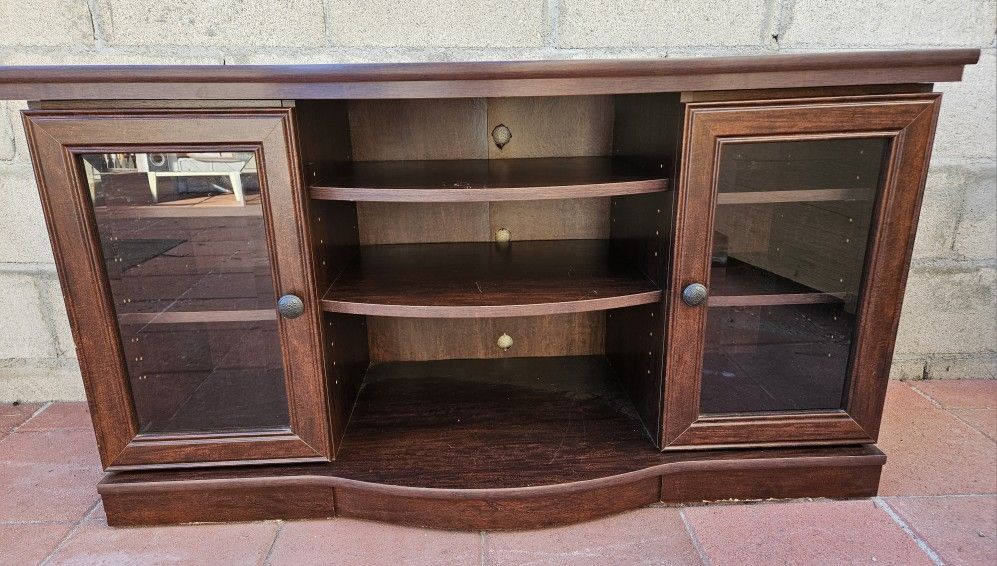 Pre-Owned Dark Wood Veneer Television Stand/Entertainment Unit