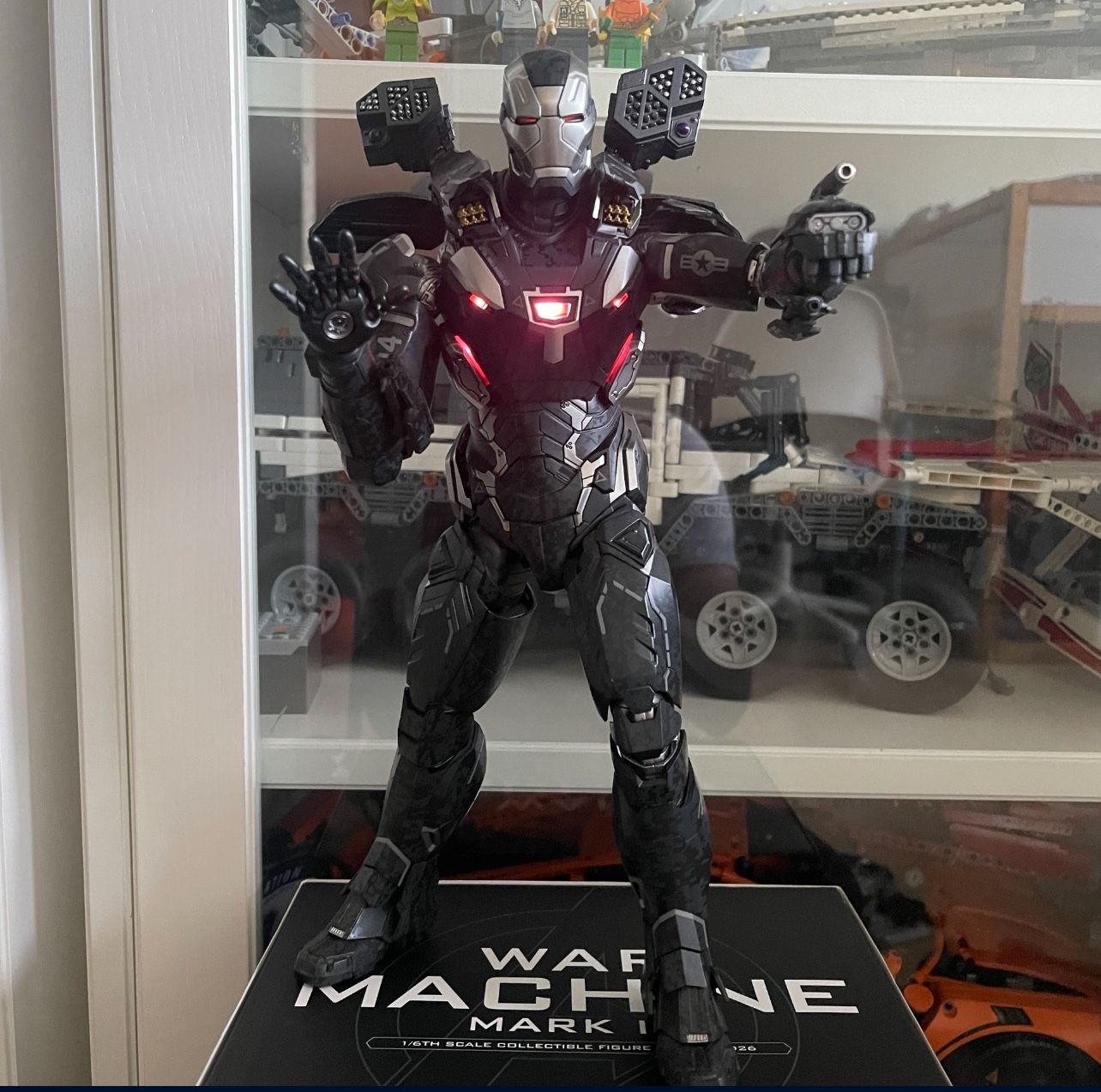 War Machine Mark IV Hot Toys Avengers Infinity War