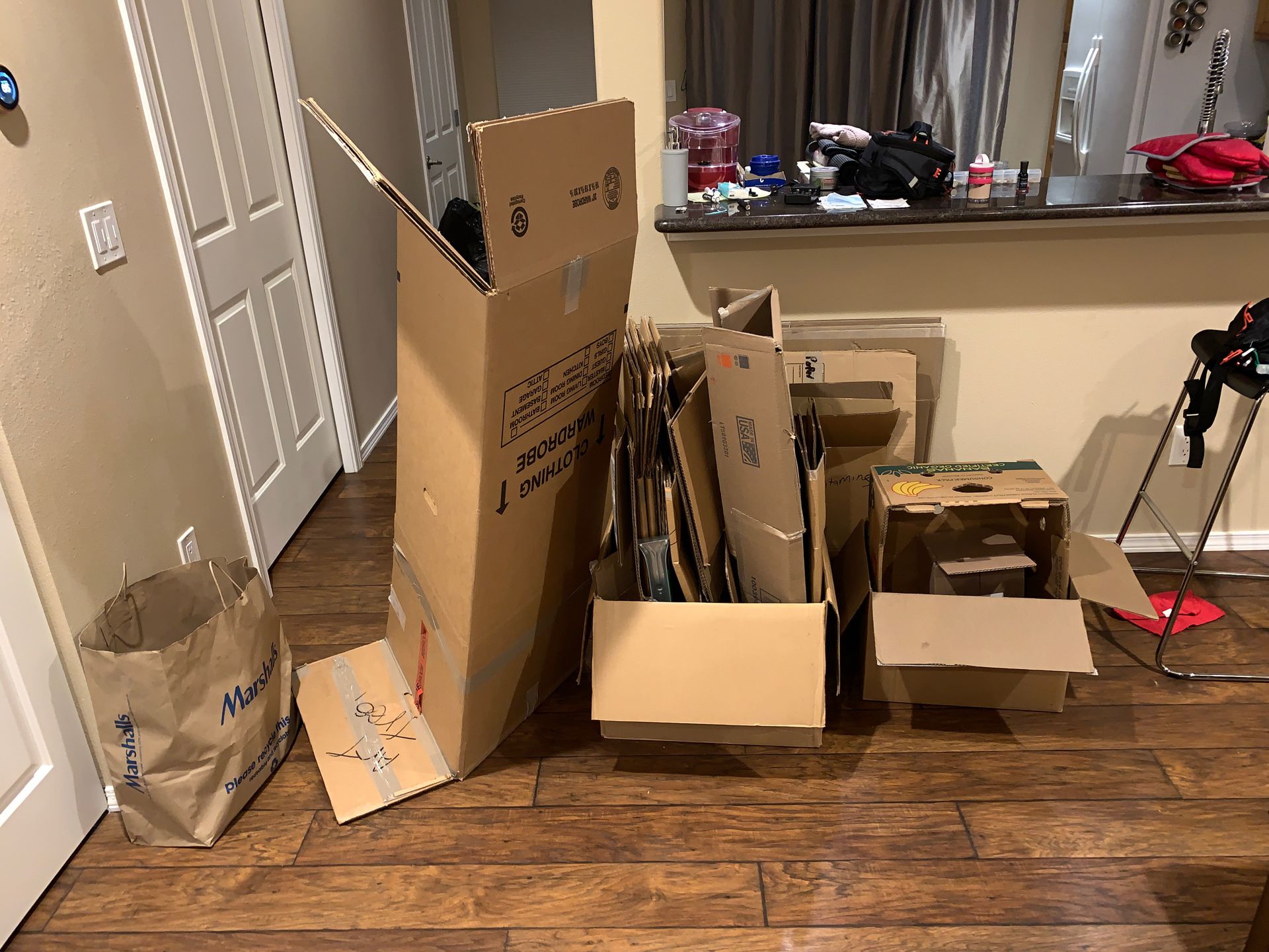 Moving boxes *FREE* you must pick up