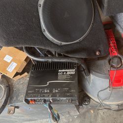 Jl Audio W1 10 “ Amp Audio Control 