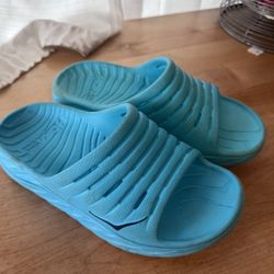 Hoka Slides Around Size 7 