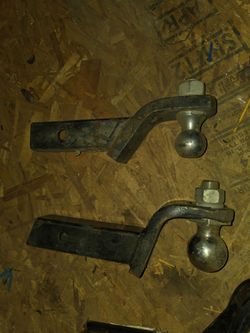 Tow hitch with ball