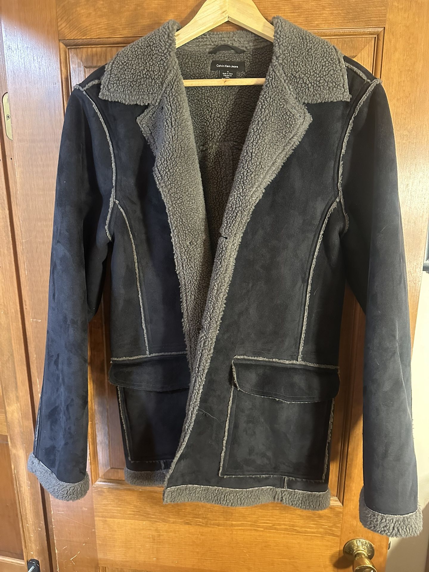 Calvin Klein Fleece Lined Button-Up Jacket – Men’s Medium (Great Condition)