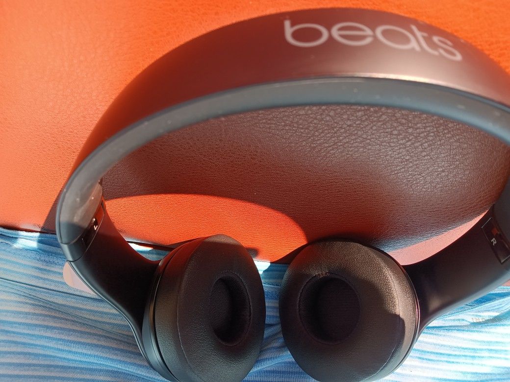 Beats Solo 3 Headphones
