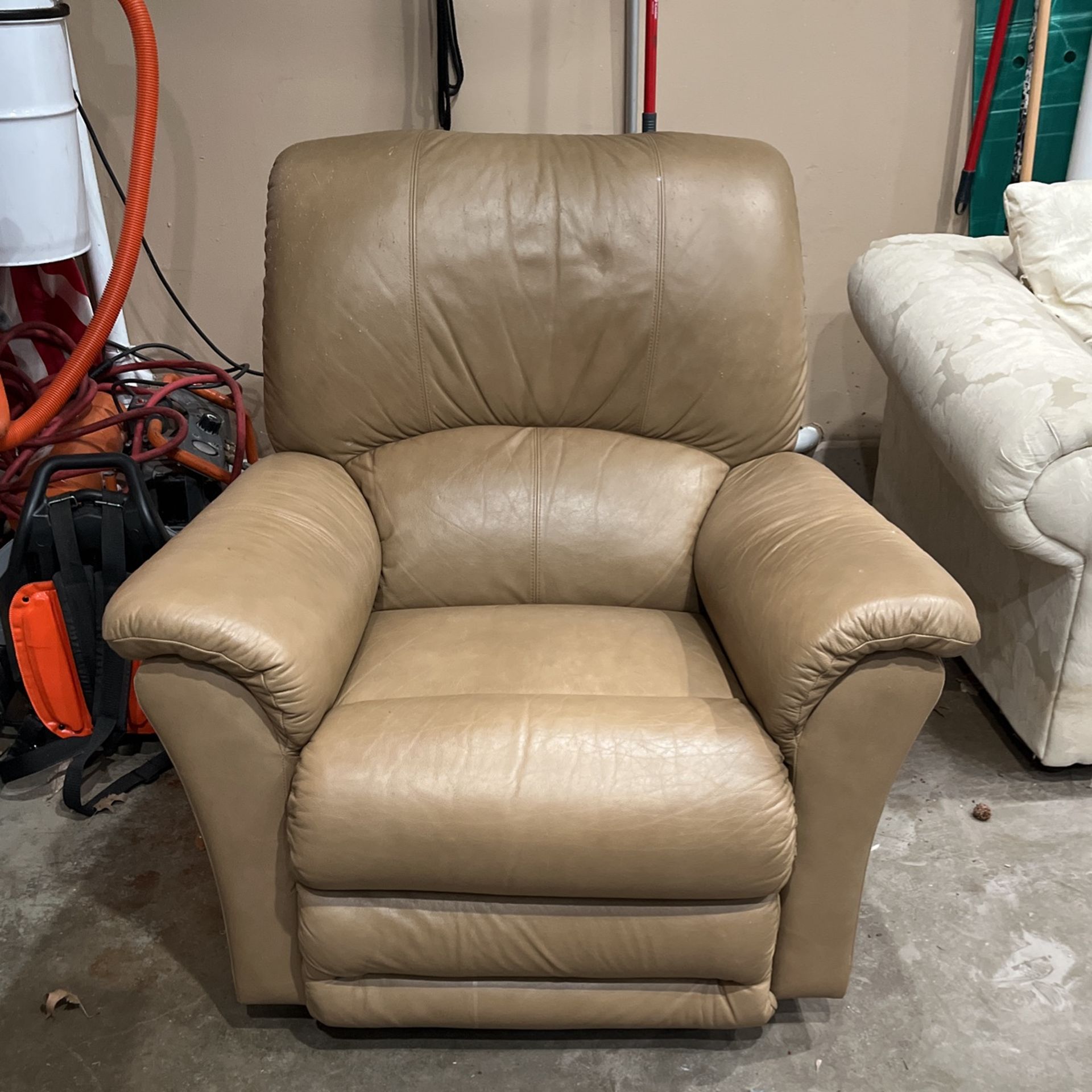 Recliner 