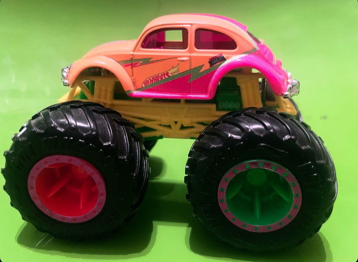 VW Beetle Hot Wheels Monster Truck