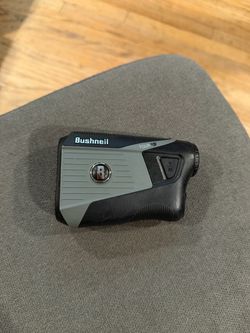 Bushnell Tour V5