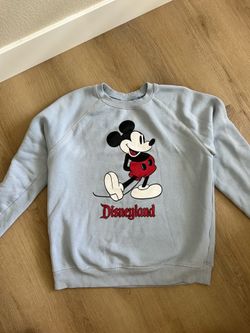 Disneyland merchandise sweatshirt