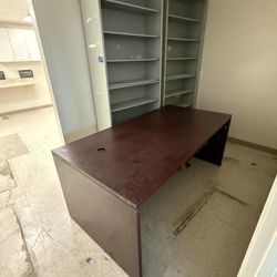 Office Desks & Cabinets