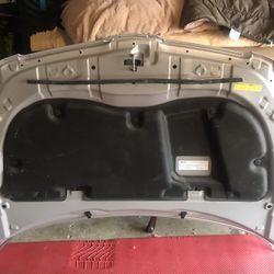 Pontiac Vibe 2010 Hood 