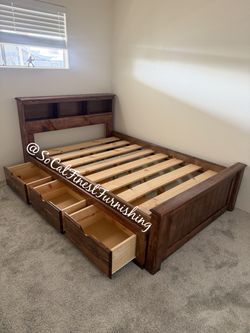 Full bed with drawers
